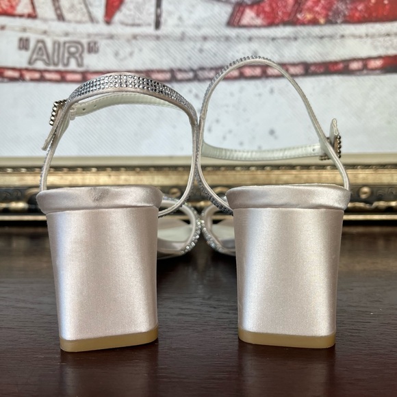 Oleg Cassini Lynda Champagne & Rhinestones Heel Sandal 7.5 David Bridal Wedding - Picture 3 of 8